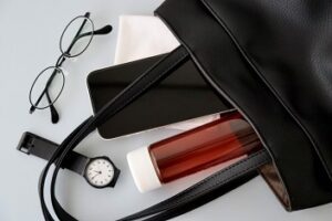 通勤バッグの中身のイメージ